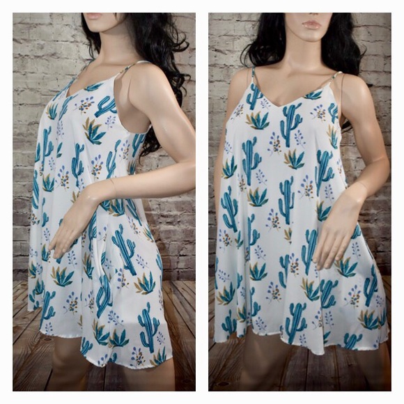 Cactus Ivory with teal dress - Picture 3 of 4